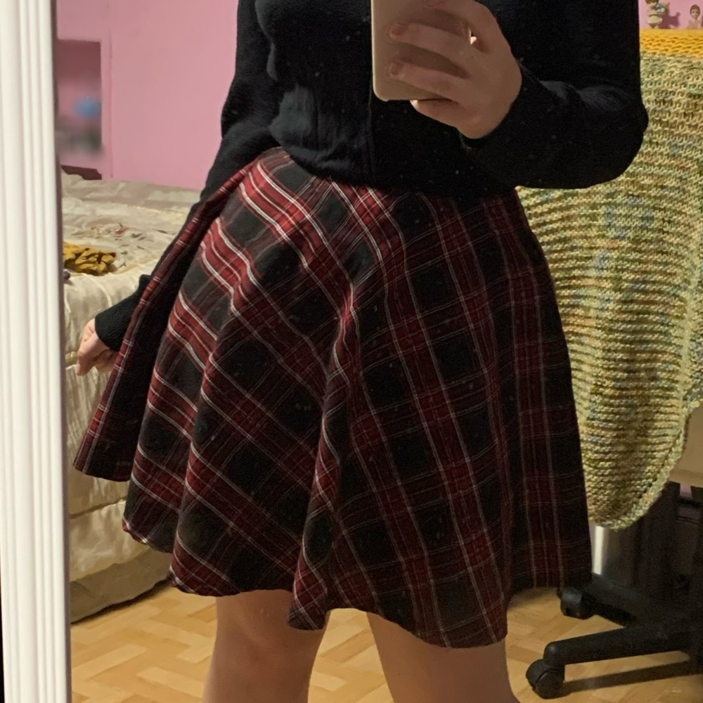 Red Teacup Skirt